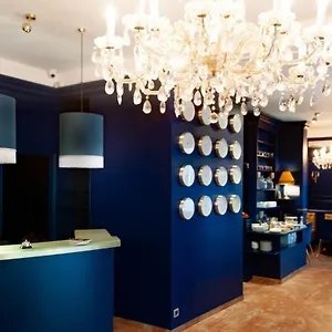 Petit Saint-honore 2*, Parijs Frankrijk
